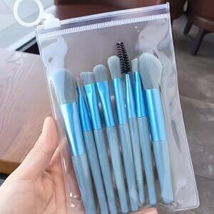 Blue Makeup 8 Piece Brush Set